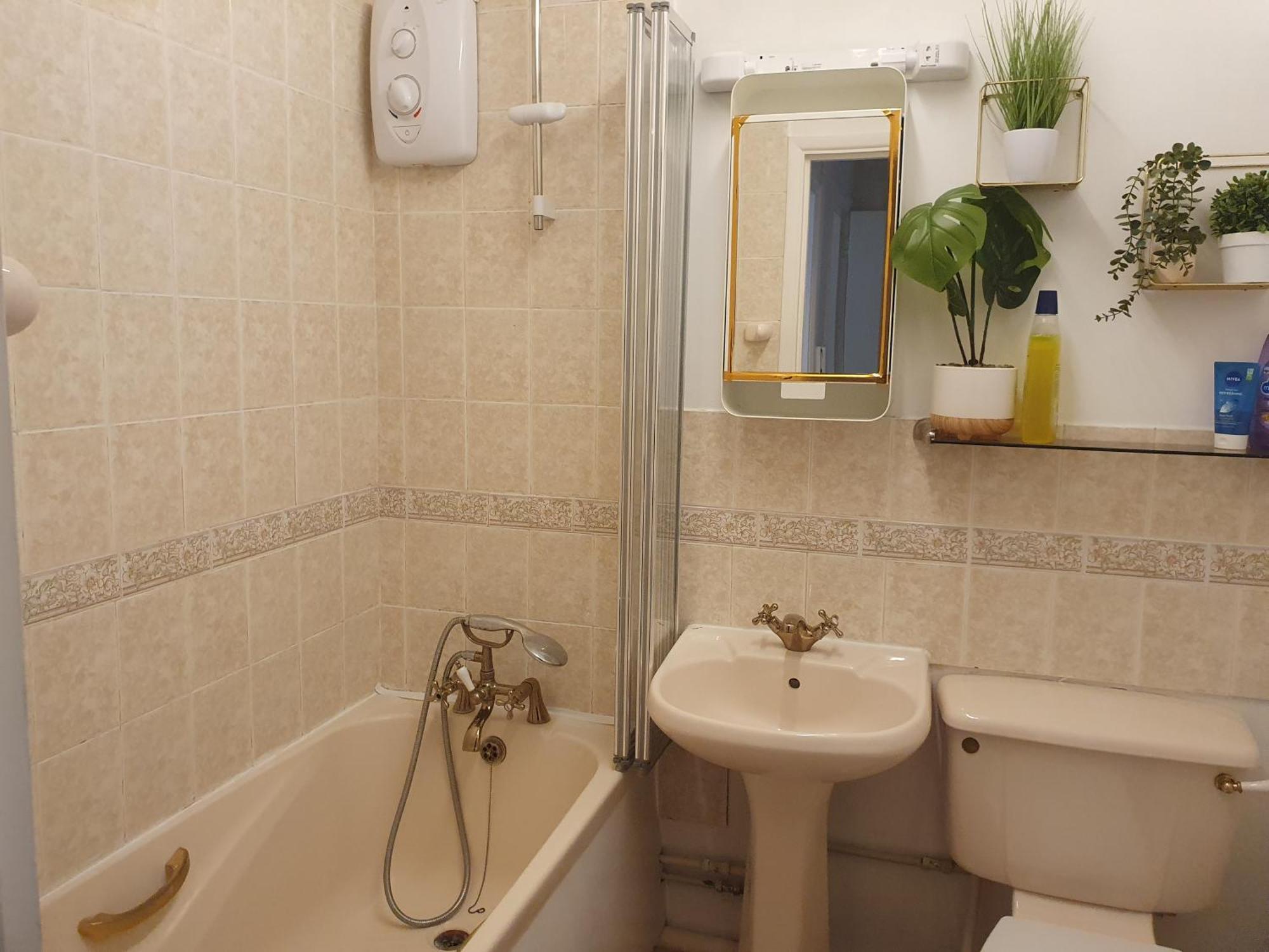 Lovely 1Bedrood Apartment Guildford Eksteriør bilde
